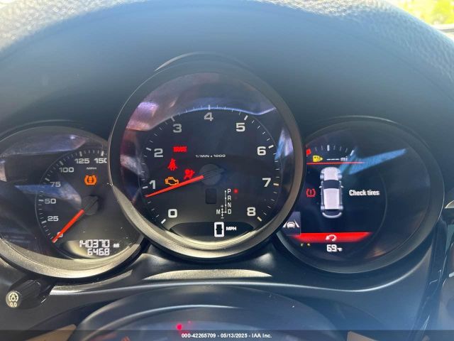 2017 PORSCHE MACAN WP1AA2A58HLB80795 Photo 6