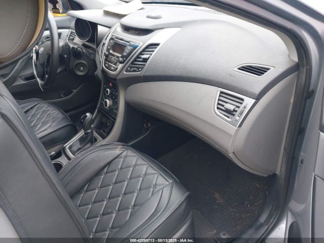 5NPDH4AE9GH741031 Hyundai ELANTRA SE