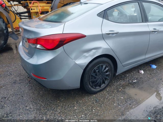 5NPDH4AE9GH741031 Hyundai ELANTRA SE