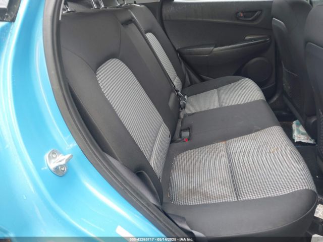KM8K12AAXLU445542 Hyundai Kona Se