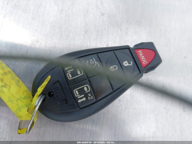 2C4RC1CG8FR755084 Chrysler 2015