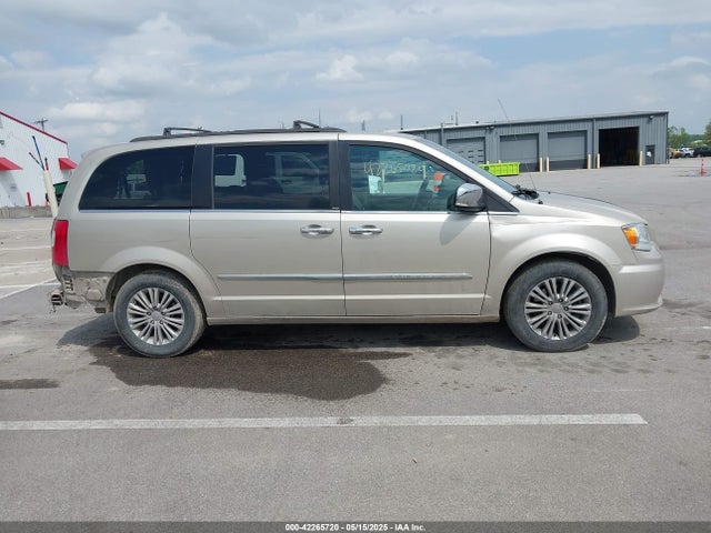 2C4RC1CG8FR755084 Chrysler 2015