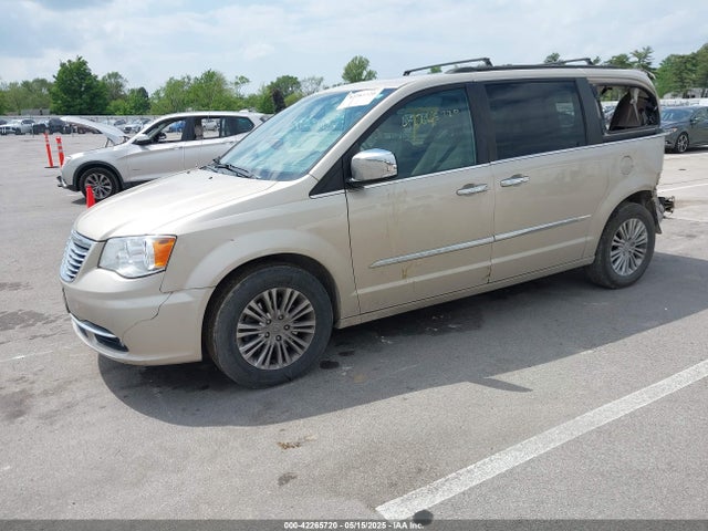 2C4RC1CG8FR755084 Chrysler 2015