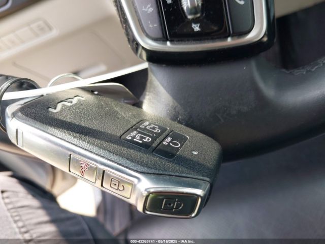 2022 KIA CARNIVAL MPV KNDNB4H3XN6107681 Photo 10