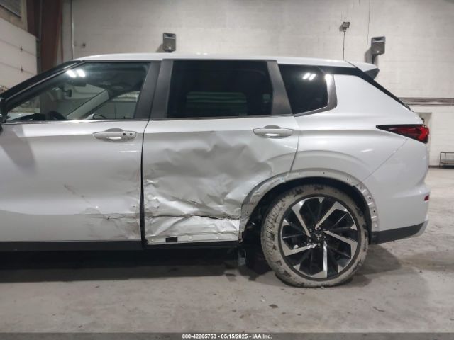 2022 MITSUBISHI OUTLANDER JA4J3UA84NZ062456 Photo 5