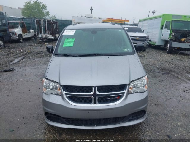 2C4RDGBG0KR585976 Dodge Grand Caravan Se
