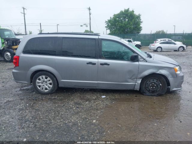 2C4RDGBG0KR585976 Dodge Grand Caravan Se