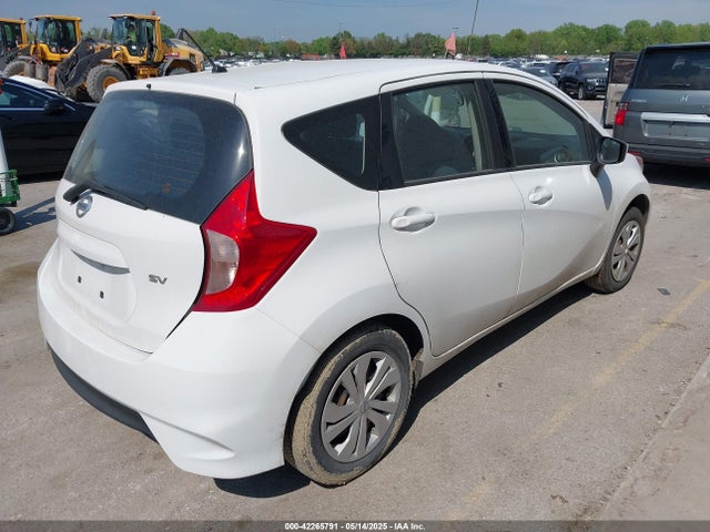 Nissan VERSA NOTE 2019 3N1CE2CP8KL366185 Image 4