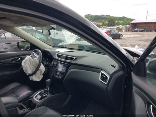 5N1AT2MV4EC854004 Nissan ROGUE SV