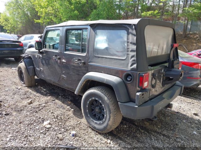 2017 JEEP WRANGLER UNLIMITED 1C4BJWDG8HL564909 Photo 2
