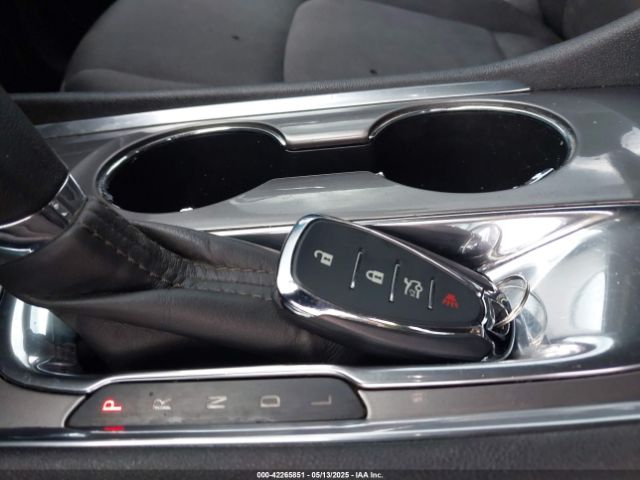 1G1ZD5ST9KF162251 Chevrolet MALIBU LT
