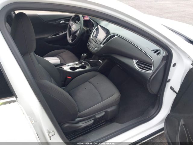 1G1ZD5ST9KF162251 Chevrolet MALIBU LT