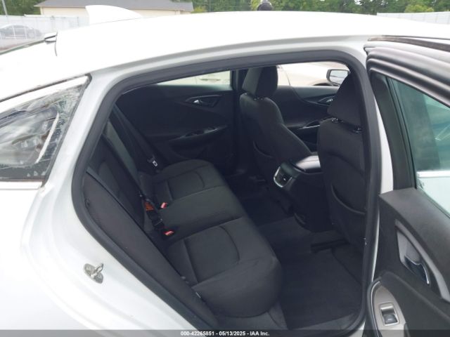 1G1ZD5ST9KF162251 Chevrolet MALIBU LT