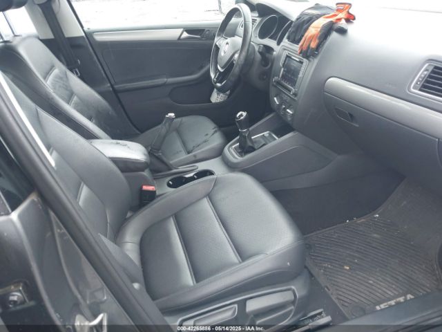 3VWB67AJ5HM201924 Volkswagen Jetta 1.4t Se