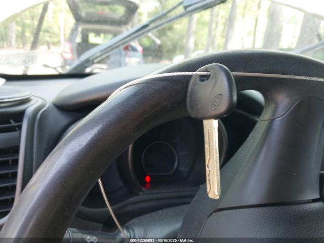 KNDJN2A22H7879215 KIA Soul