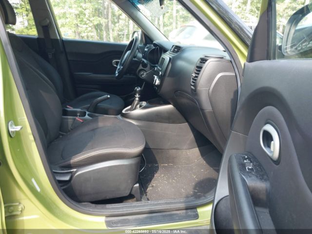 KNDJN2A22H7879215 KIA Soul