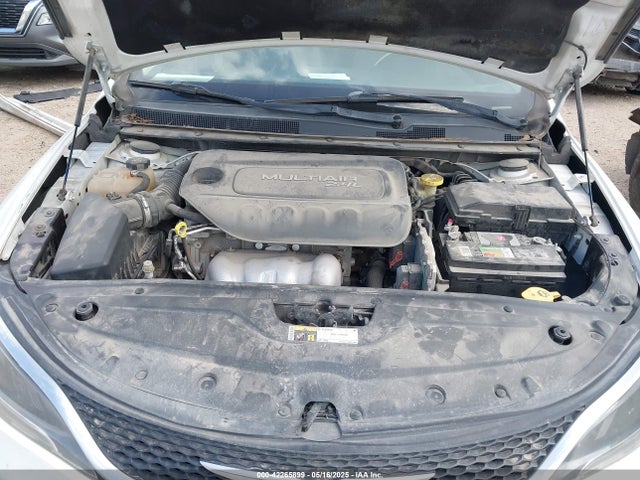 1C3CCCAB4FN710167 Chrysler 200