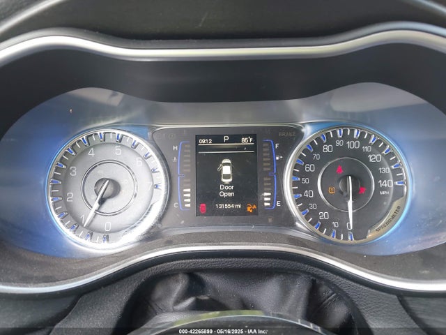 1C3CCCAB4FN710167 Chrysler 200