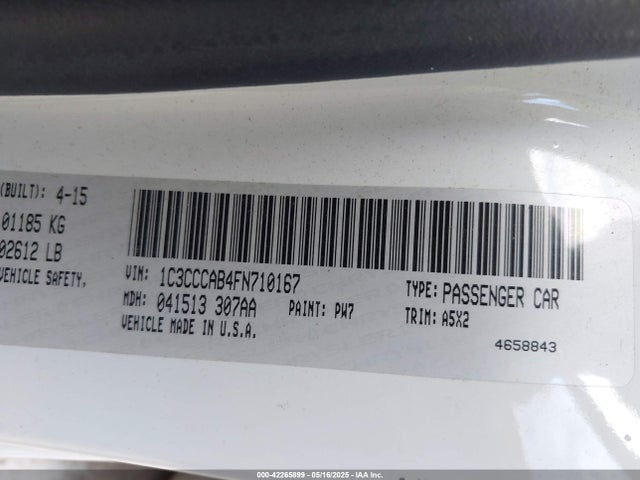 1C3CCCAB4FN710167 Chrysler 200