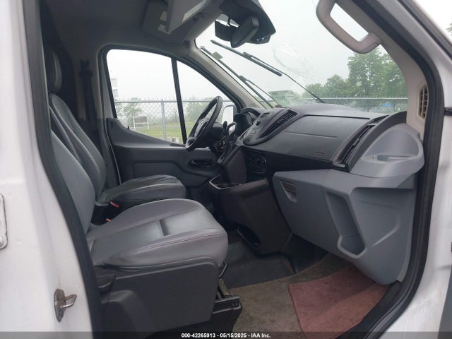 1FTSW2ZG4FKA24057 Ford Transit-350