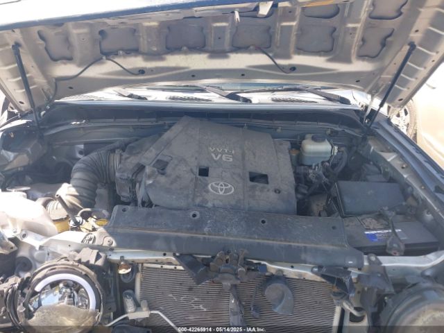2007 TOYOTA FJ CRUISER JTEBU11F770030222 Photo 9