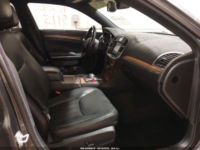 2016 CHRYSLER 300C 2C3CCASG6GH156980 Photo 4