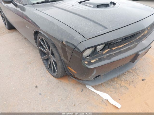 2C3CDYBT9EH281990 Dodge Challenger Shaker Pkg