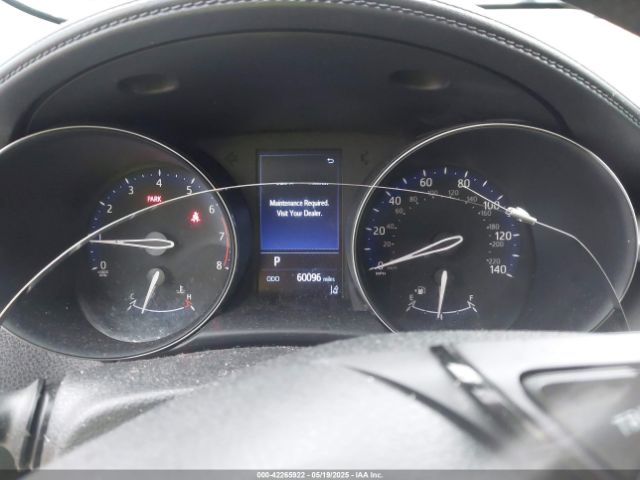JTNKHMBX2L1073111 Toyota C-HR LE