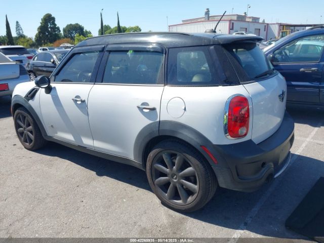2012 MINI COOPER S COUNTRYMAN WMWZC5C54CWM11869 Photo 2
