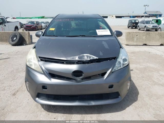 JTDZN3EU1E3324828 Toyota Prius V Three