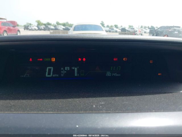JTDZN3EU1E3324828 Toyota Prius V Three