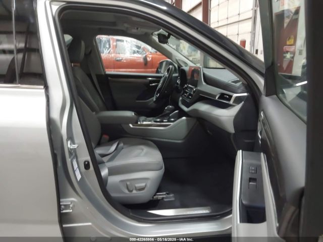 5TDEBRCH6MS062074 Toyota Highlander Hybrid Platinum