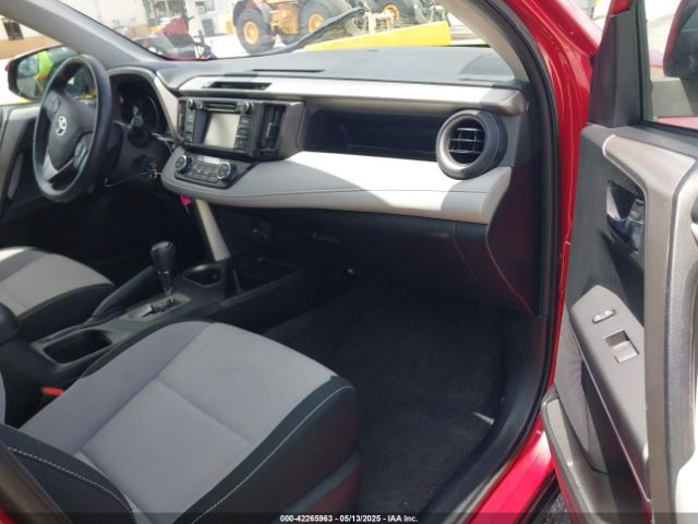 2T3WFREVXHW318359 Toyota Rav4 Xle