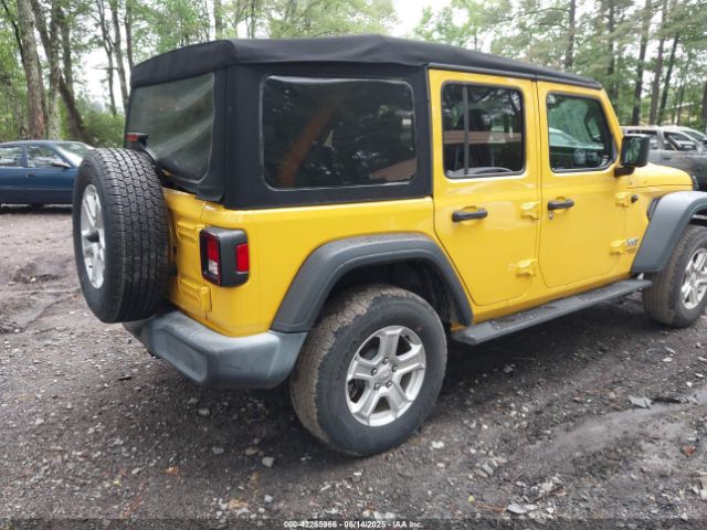 1C4HJXDNXKW565788 Jeep Wrangler Unlimited Sport S 4x4