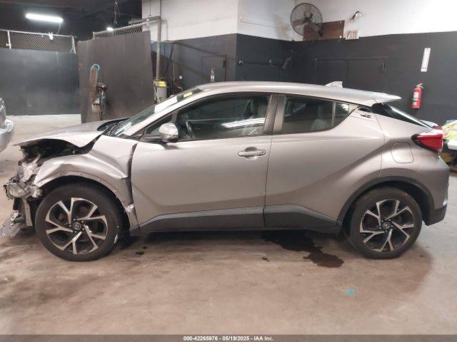 NMTKHMBX5JR039263 Toyota C-hr Xle Premium