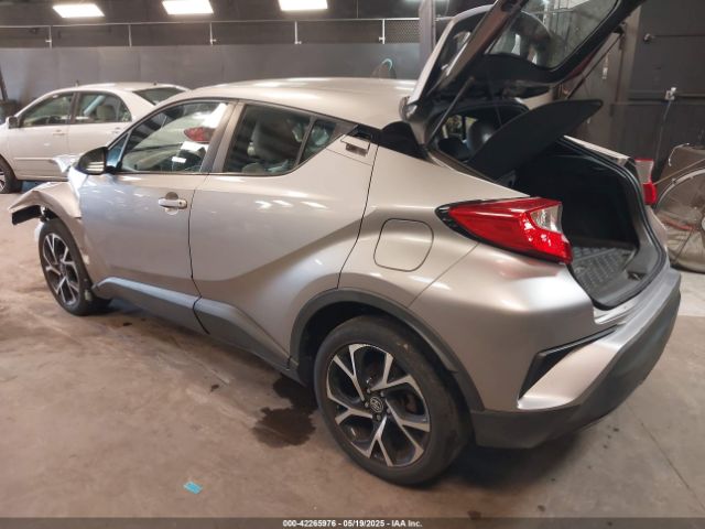 NMTKHMBX5JR039263 Toyota C-hr Xle Premium