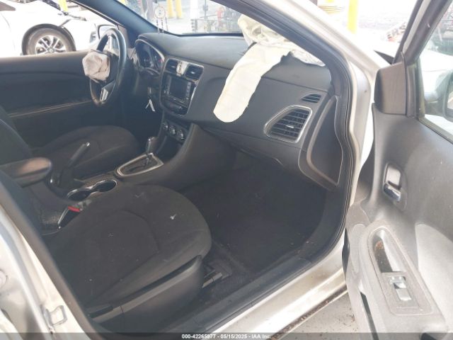 2011 CHRYSLER 200 1C3BC1FG0BN511549 Photo 4