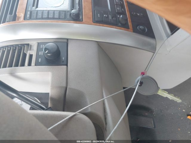 2007 CHRYSLER ASPEN 1A8HW582X7F532568 Photo 10