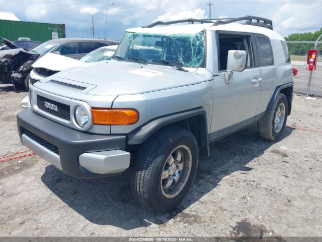 2007 TOYOTA FJ CRUISER JTEBU11F270061510 Photo 1