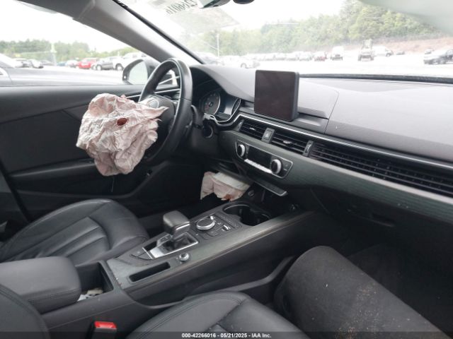 WAUGMAF48KA109318 Audi A4 40 Premium/40 Titanium Premium