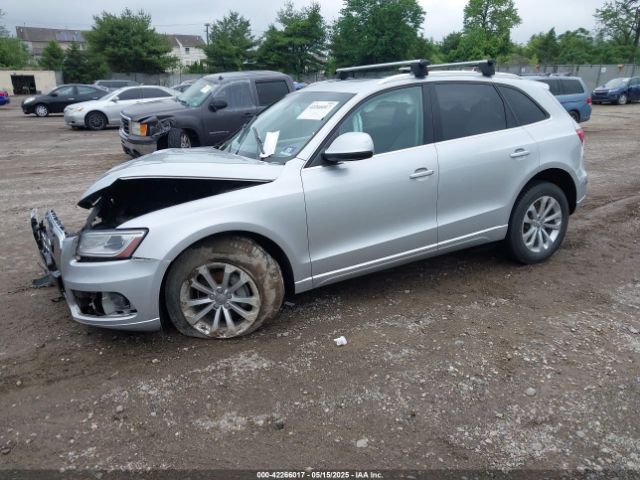 WA1LFAFP2EA108413 Audi Q5 2.0t Premium
