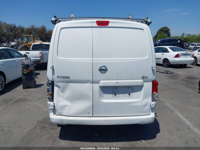 3N6CM0KN3HK690290 Nissan NV200 SV