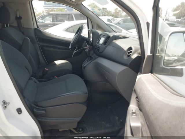 3N6CM0KN3HK690290 Nissan NV200 SV