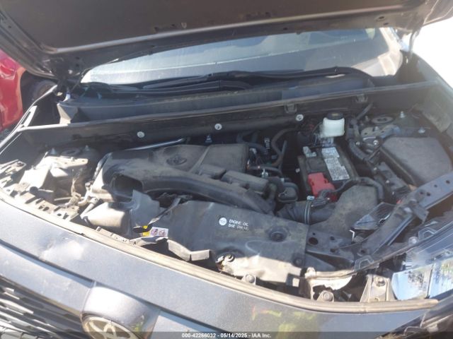 2T3H1RFV8MC147368 Toyota RAV4 LE
