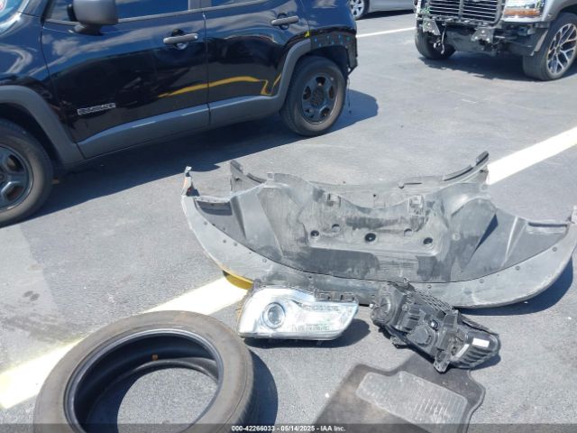 2C3CCAAG6JH117444 Chrysler 300 Touring L