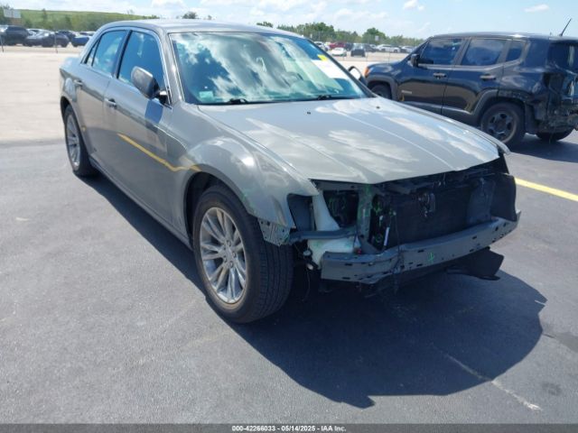 2C3CCAAG6JH117444 Chrysler 300 Touring L
