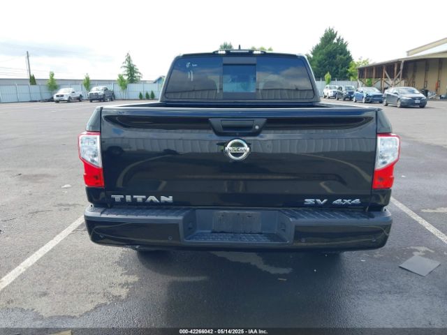 1N6AA1EC7NN104017 Nissan Titan Sv 4x4
