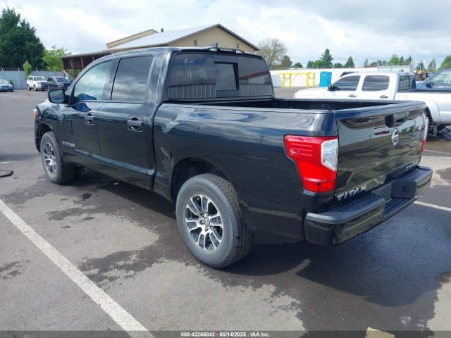 1N6AA1EC7NN104017 Nissan Titan Sv 4x4