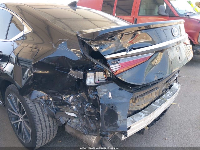 Lexus a25a-fxs, 3nm 2022 58ADA1C16NU025224 Image 6