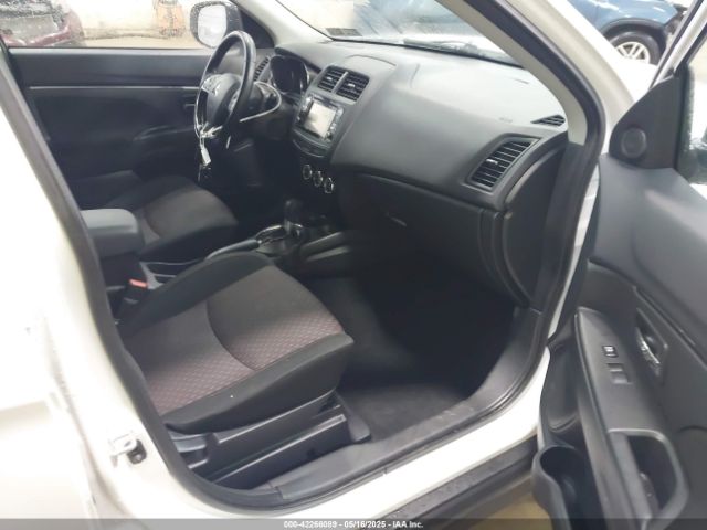 2017 MITSUBISHI OUTLANDER SPORT JA4AR3AW2HZ054979 Photo 4